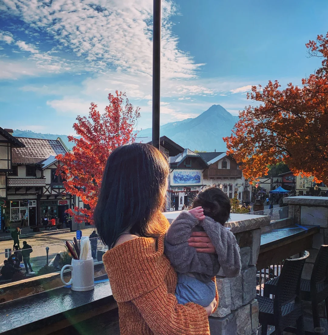 Capturing the Perfect Autumn Vibes in German Town Leavenworth - Part 2