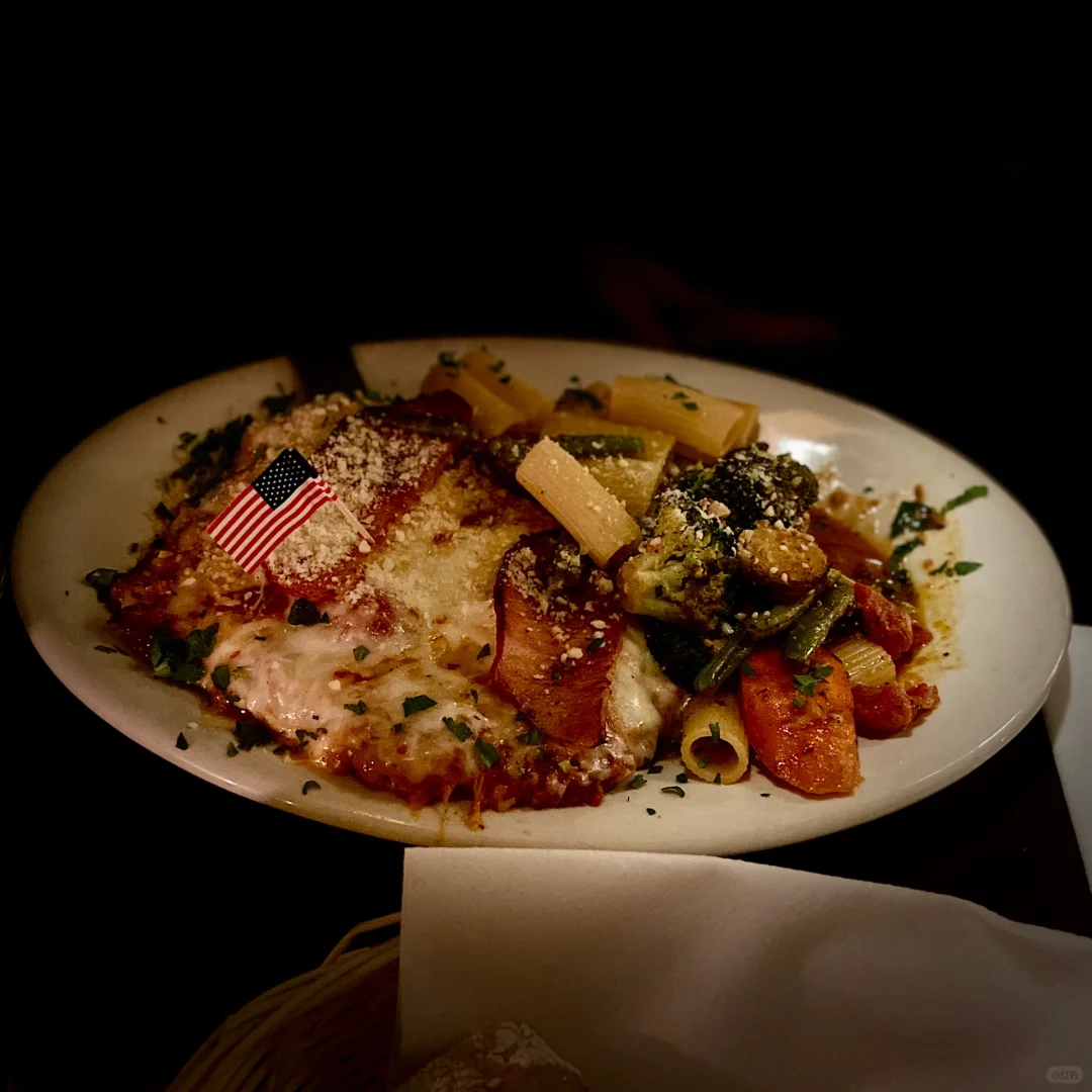 Seattle Italian Cuisine: Bucatini - Solid and Reliable
