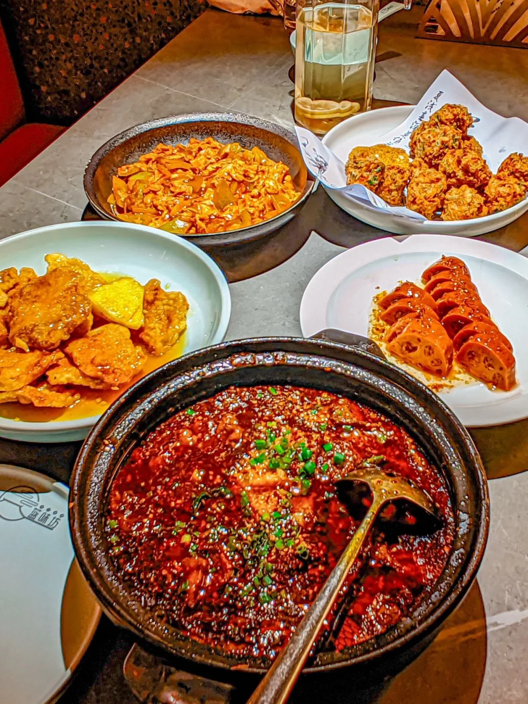 I've always thought this Kyoto-exclusive feast spot is pretty classy.