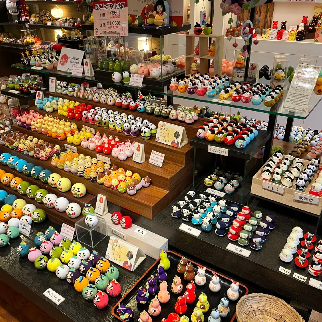 Kyoto, Japan 🎎 Super Adorable Souvenir Finds at a Quirky Gift Shop