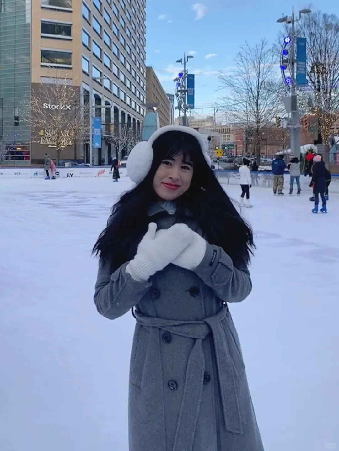 Detroit｜You Gotta Try Ice Skating This Winter! ⛸️