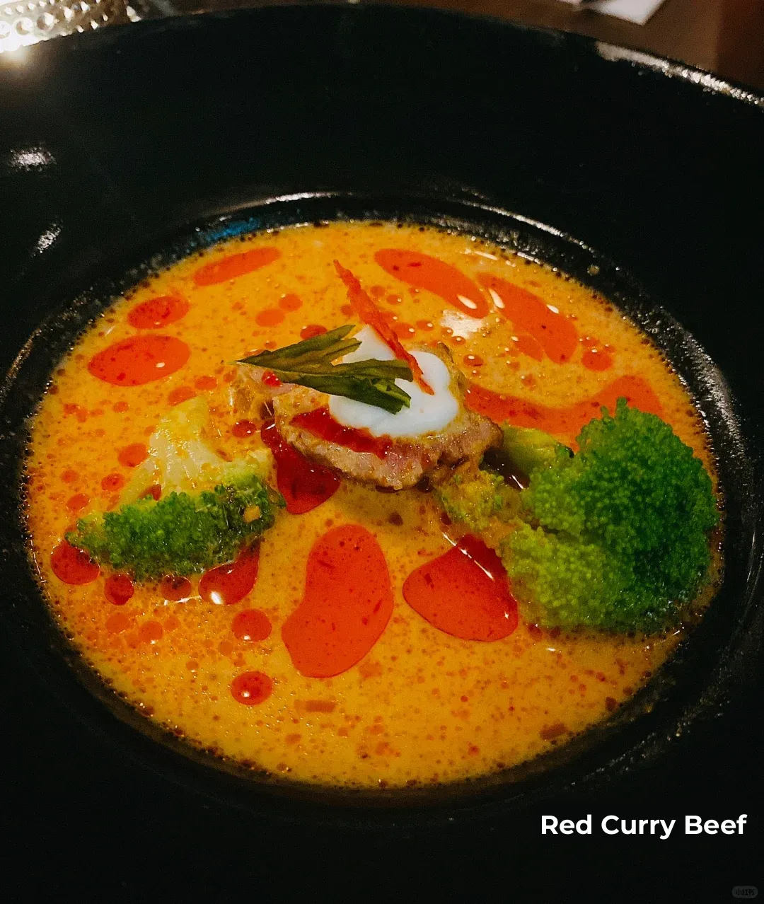 Paris's Top Thai Eats | Moom Mam in the 9th Arrondissement Near Galeries Lafayette