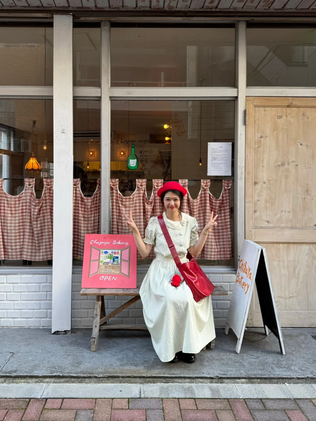 Tokyo's Hidden Gem Neighborhood 'Kuramae' 🍞 Don't Miss These 4 Charming Shops