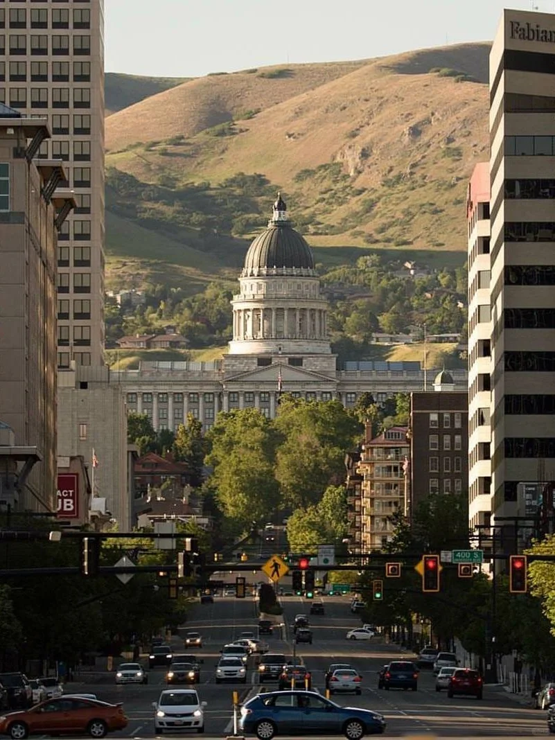 **Heads Up! A Friendly Reminder for Friends Planning to Visit Salt Lake City from August to October!**