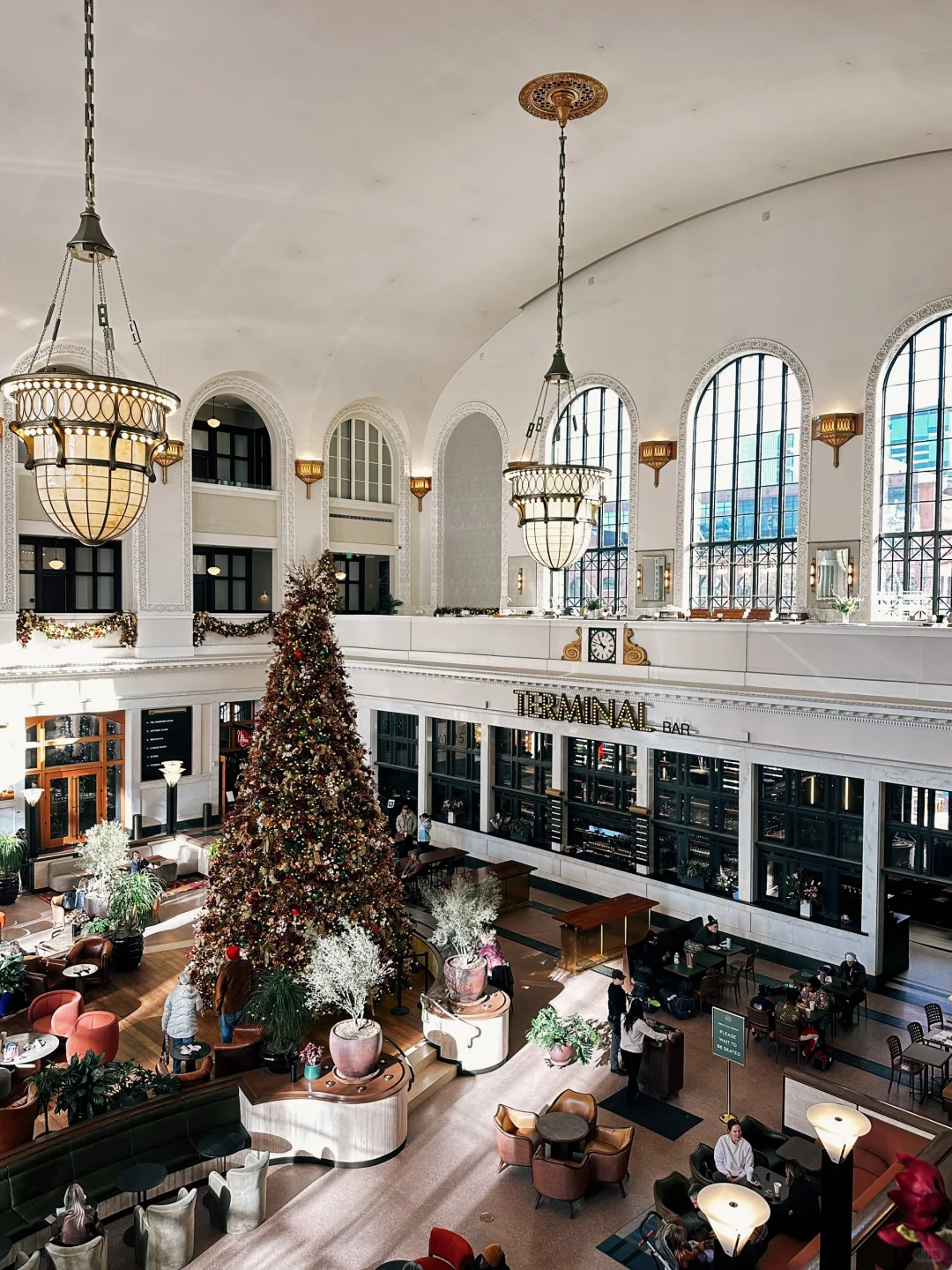 Bay Area Workhorses on a Break in Denver | Christmas Activities