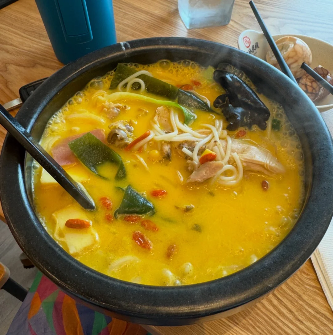 Cincinnati Food Guide | Ten Seconds to Yunnan Rice Noodles