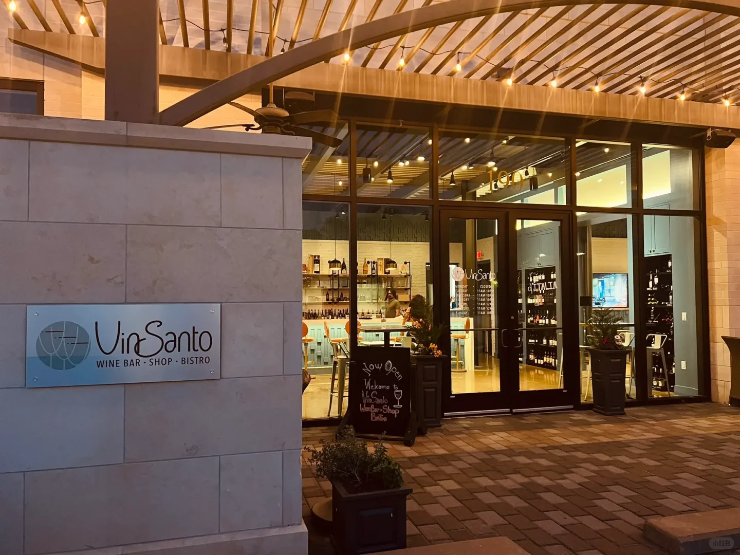 Great Spots for Drinks and Chats in Houston