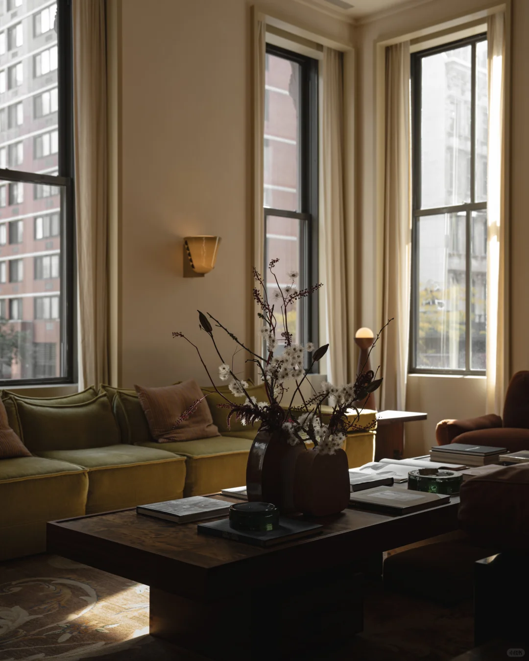 New York Chinatown | Quarters: A Fusion of Home Aesthetics, Wine, and Coffee