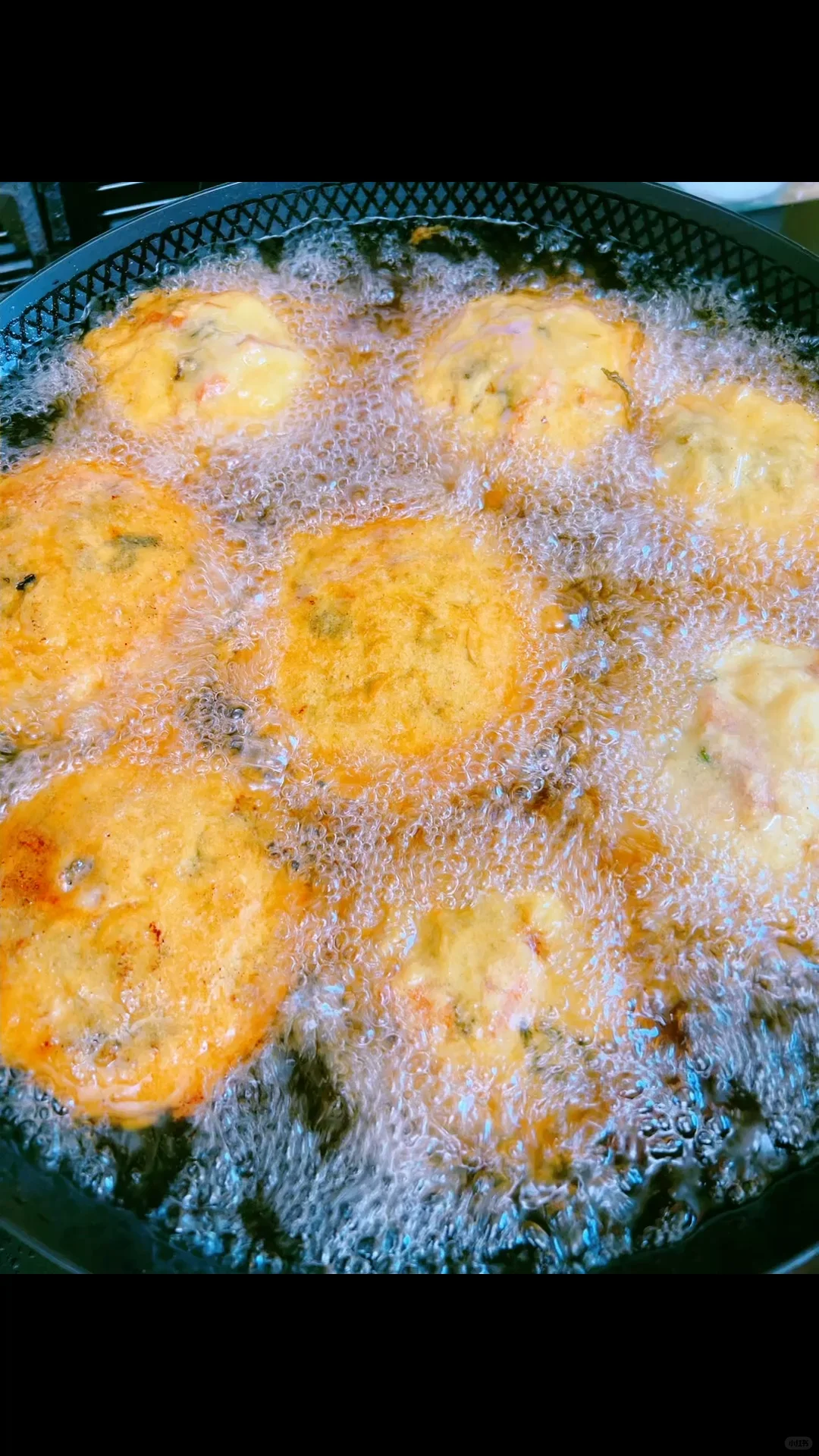 Oyster Cake, a Fujian Fuqing Delicacy from Rosemead, Los Angeles