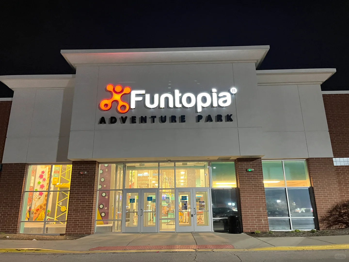 Top 50 Kid-Friendly Spots in Chicago: Funtopia Rock Climbing Paradise