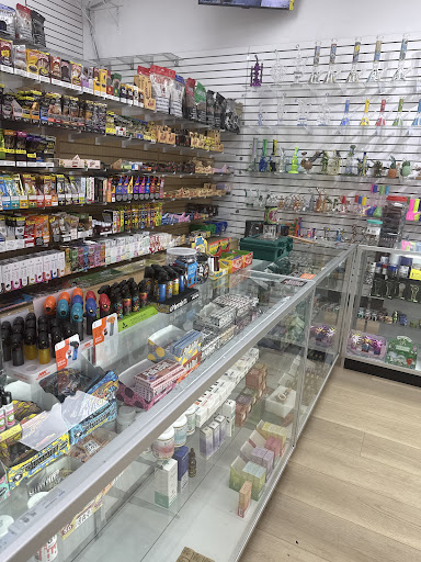 HORIZON SMOKE SHOP DELAND in DeLand, United States - reviews,open  hours,photo spots, things to do | WanderBoat AI Trip Planner