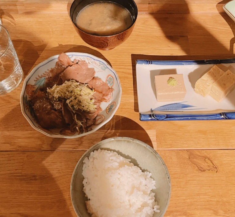 post_image