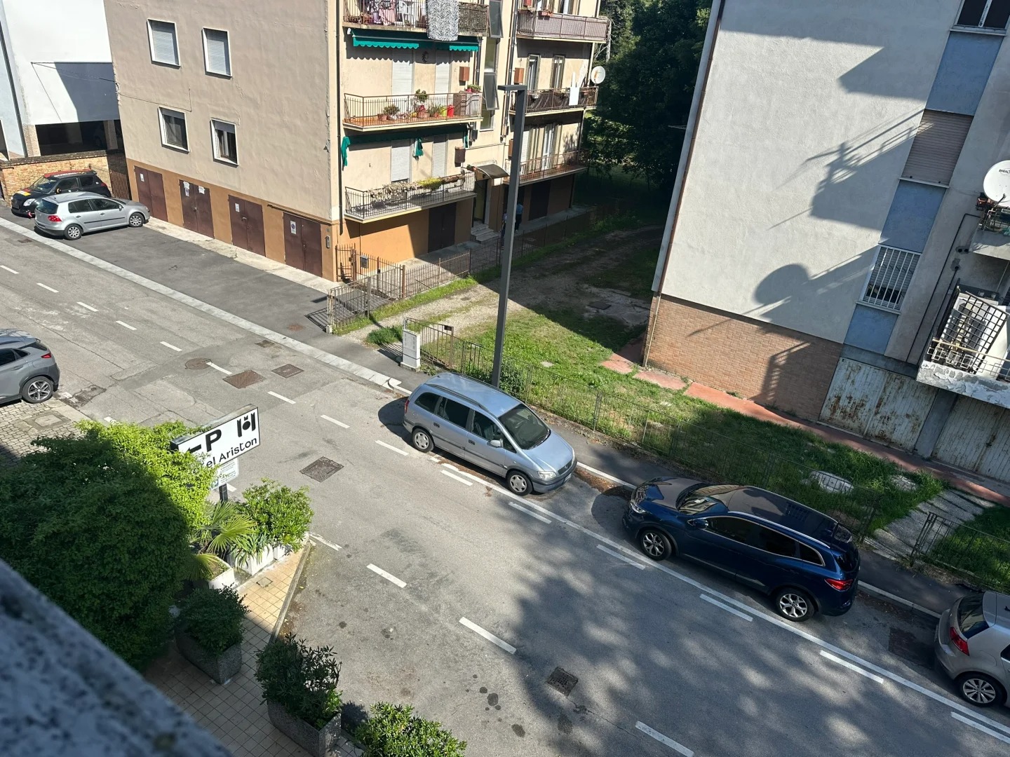post_image