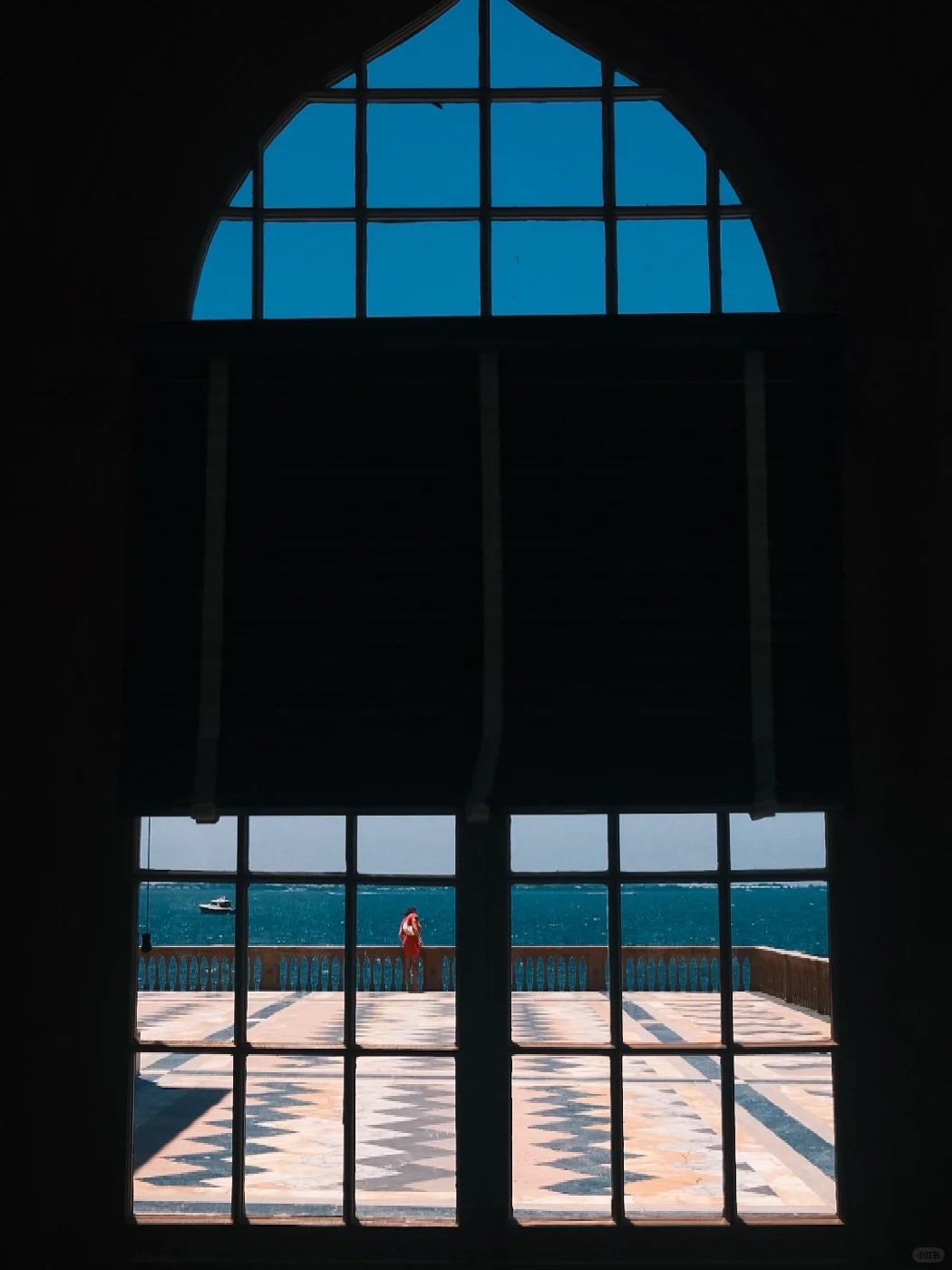 post_image