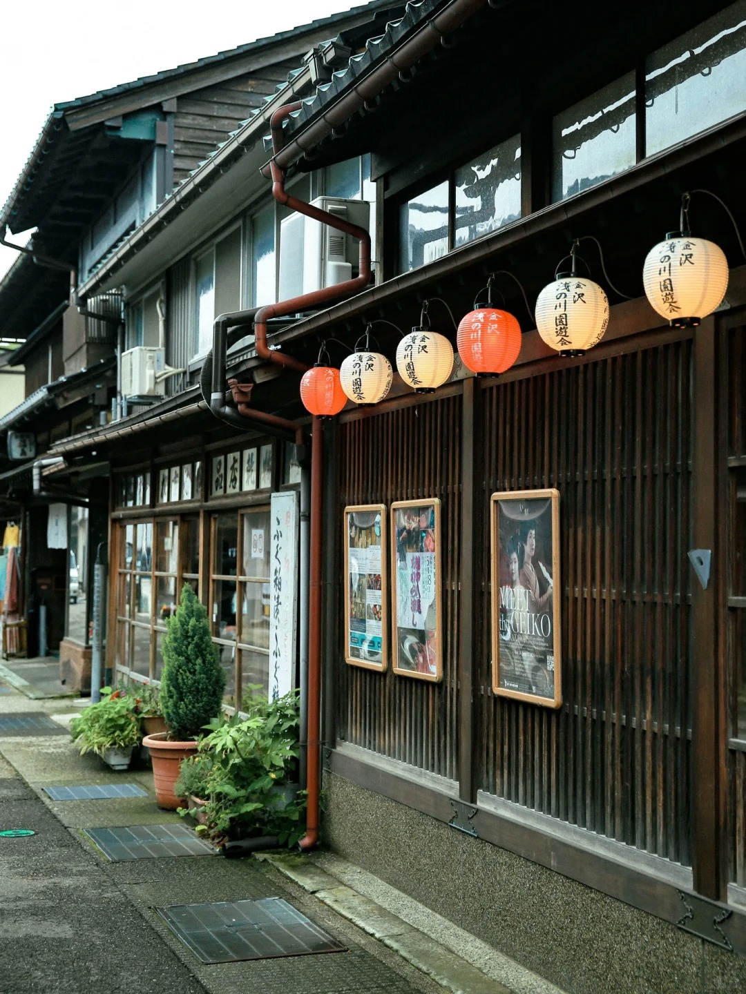 post_image