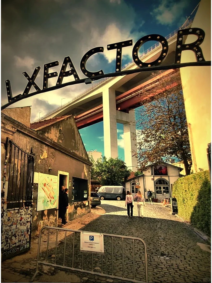 🎨 Did you know? Lisbon also has an "Art District" 🎨